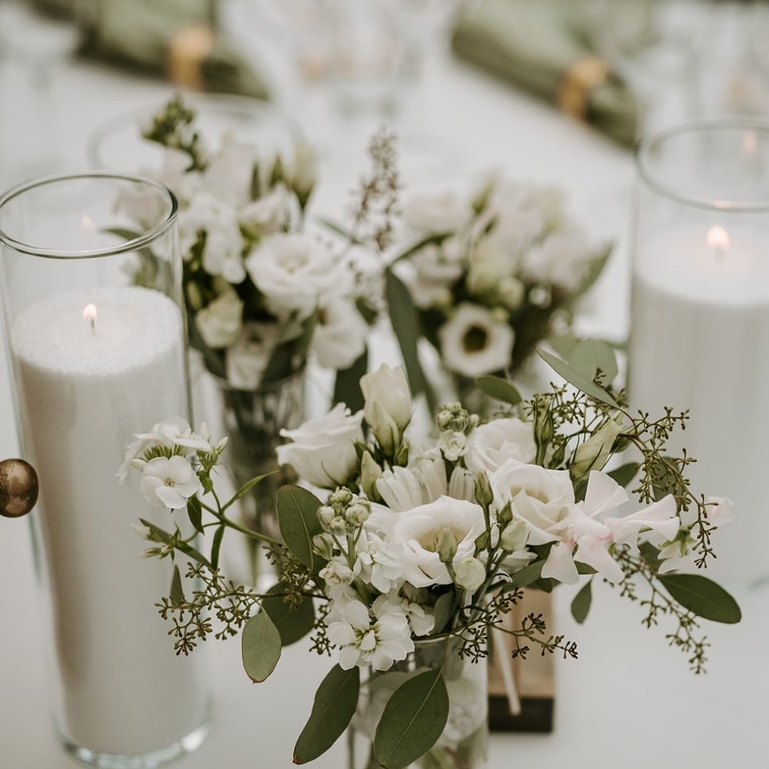 Oud Wood Scented Candle Sand KG / LBS