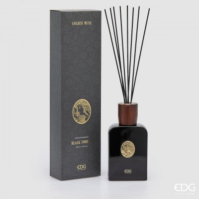 Golden Muse Duftpinner med Black Forrest 490 ml