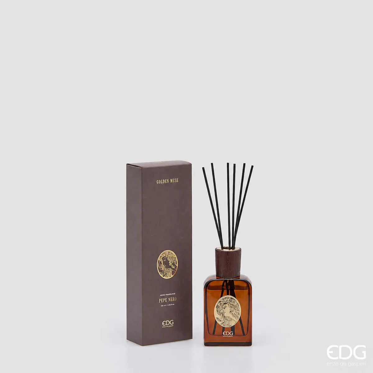 EDG Golden Muse Pepe Nero duftpinner 120 ml fra Enzo De Gasperi i ravfarget glassflaske